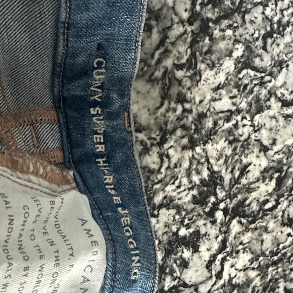 American Eagle - The Dream Jean Curvy Super High - Picture 6 of 6